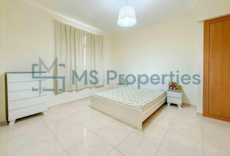 Great Investment | 1BHK | High Roi | Title Deed - Apartments in Residential D5