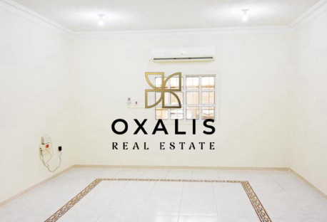 WELL MAINTAINED 2 BHK SEMI FURNISHED | MUNTAZAH - Apartment in Al Muntazah Street