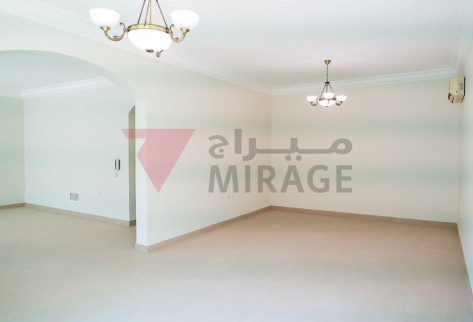 SPACIOUS 5-BEDROOM VILLA | NEAR LANDMARK MALL