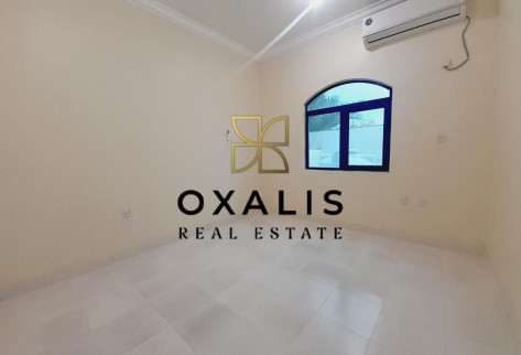 BRIGH AND SPACIOUS 5 BEDROOM VILLA | LIMITED OFFER