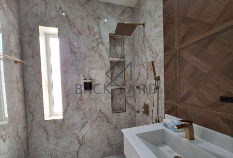 Luxury 6BR Villa for Rent in Al Dafna