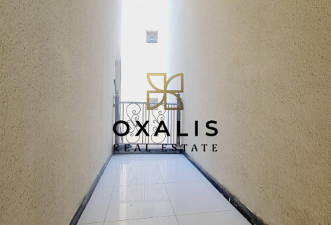 PRIME LOCATION | SPACIOUS 2 BEDROOMS + BALCONY