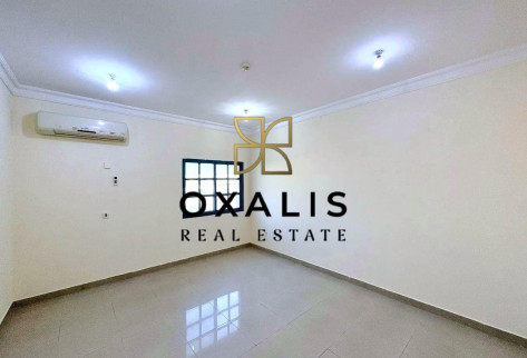 STUNNING 6 BEDROOMS VILLA AVILABLE | BOOK IT NOW