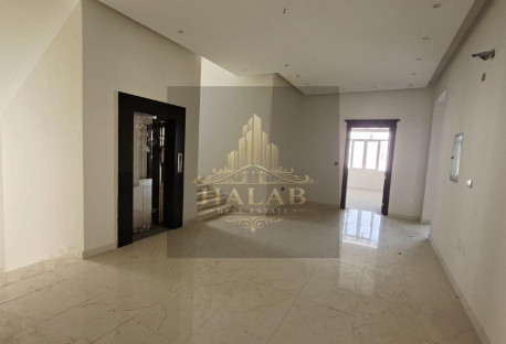 LUXURY STANDALONE VILLA 9 MASTER ROOMS IN KHRETYAT - Villa in Al Kharaitiyat