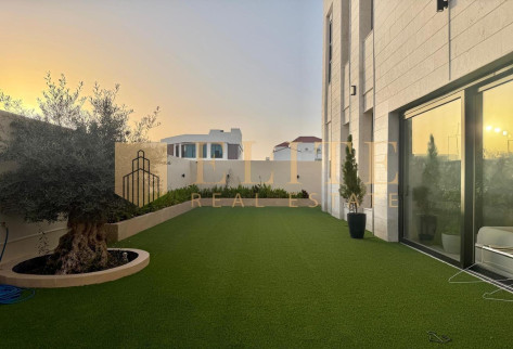 Brand New Luxurious 8 Master Bedrooms Villa