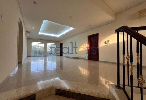 Semi-Commercial Villa | for Clinic