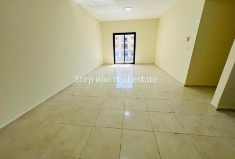 ATTRACTIVE APARTMENT2 BHK UNFURNISHED IN FOX HILLS - Apartments in Catania