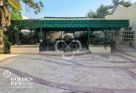 4 Master Bedroom w/ Private Pool | Al Dafna