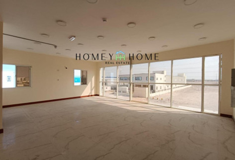 Store Two Story With 8 rooms In Berkit Al Awamer