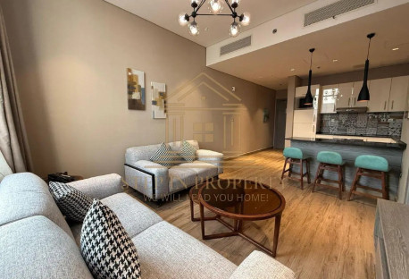 Luxurious Apartment with Balcony for Rent