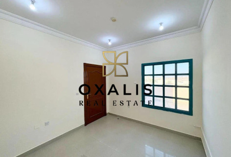 STUNNING 6 BEDROOMS VILLA AVILABLE | BOOK IT NOW