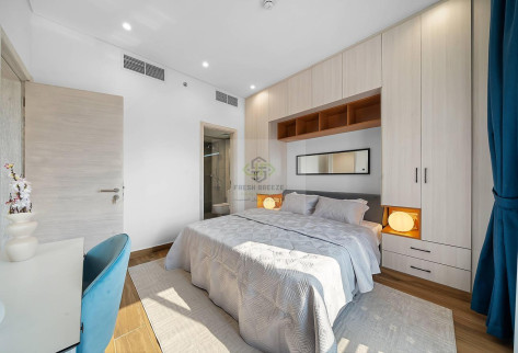 LUXURY 2 BHk FULLY FURNISHED APARTMENT/LOCATION
