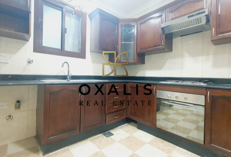 PRIME LOCATION | SPACIOUS 2 BEDROOMS + BALCONY