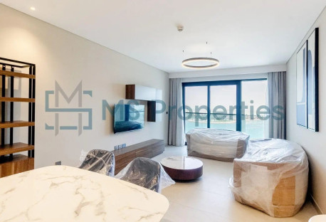 Luxury 1BHK | Marina View Furnished Title deed - Apartments in Lusail Residence