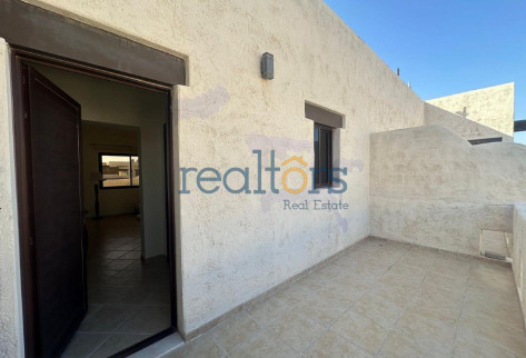 Rustic charm, cozy 1BR with balcony in a Compound