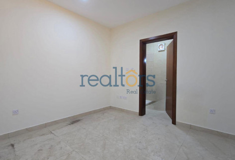 Spacious 5-Bedroom Apartment in Al Markhiya