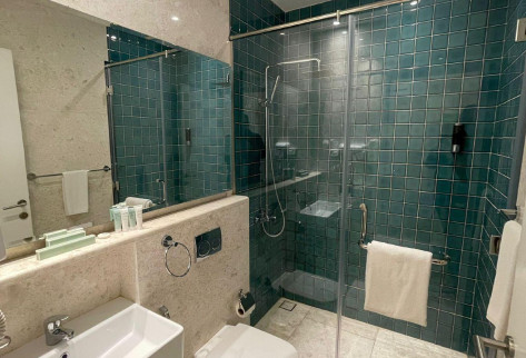 Available 1BHK FF Hotel Apt in Muntazah FREE Bills