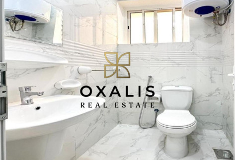 MAGNIFICENT 2 BHK UNFURNISHED UNIT | BIG KITCHEN