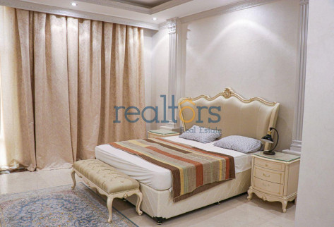 Luxury 5BR + Maid Penthouse | Marina | Rented