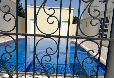 Spacious 3 Bedroom Compound Villa In Al Sakama