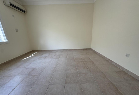 AFFORDABLE ATTACHED VILLA IN PRIME LOCATION