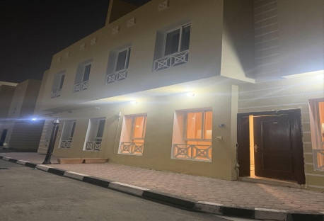Brand new villa 6 bedrooms inside beautiful comp