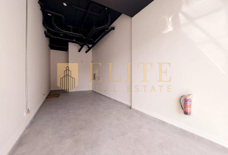 ** 4 MONTHS GRACE PERIOD ** Clothes Shop for Rent - Shop in Al Waab Street