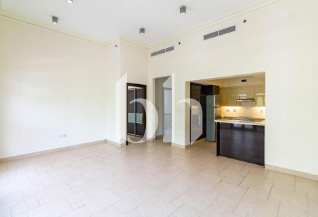 Steal Deal ! 1BHK Gondola I Kempinski Skyline - Apartments in Gondola
