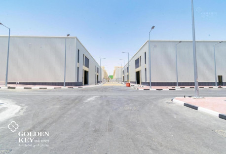 General Store | Logistics Area | High Ceilings - Warehouse in Birkat Al Awamer