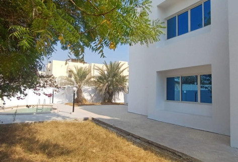 Luxury Villa for Rent in Al Dafna 6 Master Bedroom