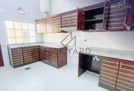 Spacious 5BHK Villa in Duhail – Only QAR 9,000