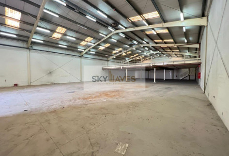 1063 SQM WAREHOUSE INDUSTRIAL AREA