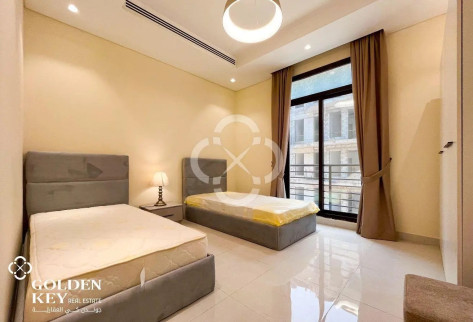 Spacious l Fully Furnished Apartment in FOX HILLS!