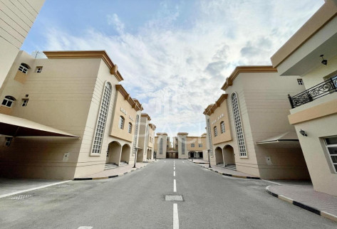 UNFURNISHED | 4 BR COMPOUND VILLA | UMM SALAL ALI