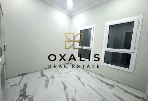 BRAND NEW APARTMENT !! MODERN 2 BHK SEMI FURNISHED