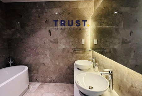 Private pool at terrace, ready na 2-BHK, sea view