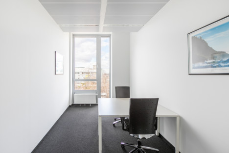 Private office space rental tailored to your business unique needs in DOHA, West Bay