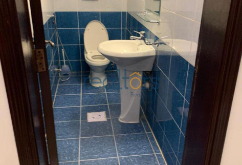 Grab Deal 4BHK Villa Compound SF/FF, W&Wo Backyard