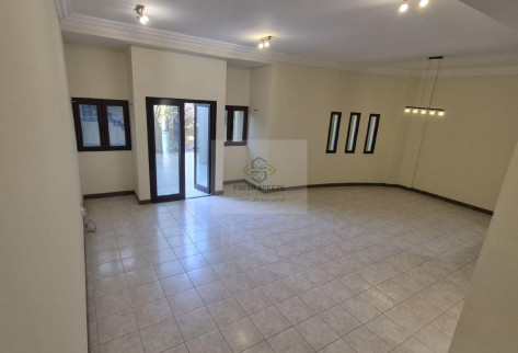 SF 3BDR + Maid Room Compound Villa With Amenities