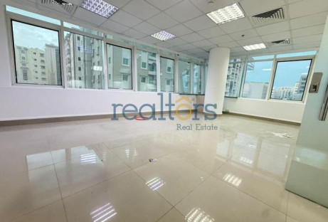 Bright Office with Partitions on C Ring Road - Offices in Al Hilal