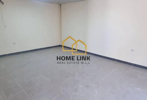 500 SQM WAREHOUSE OR GARAGE SPACE FOR RENT