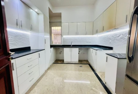 CORNER VILLA | 14 BEDROOMS | LIFT | AL KHEESA