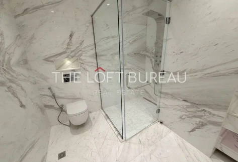 Renovated Penthouse 4 BR + Maid|5 Years PP| No Fee