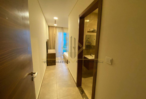 Luxurious 2-Bedroom Apartment with City Views