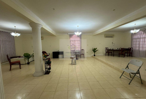 SPECIOUS 4BHK COMPOUND VILLA WITH BIG BALCONY.