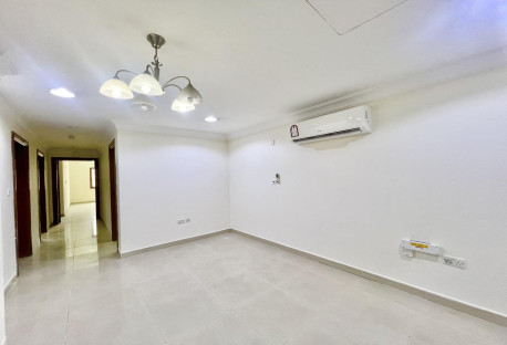 106 SQM PARTITIONED OFFICE IN ALSADD - Office in Al Sadd Road