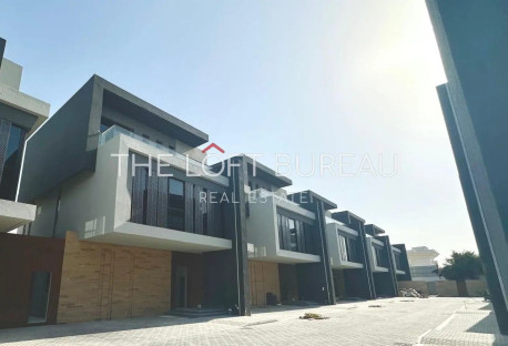 5 BHK Villas | Prime Location| Payment Plan - Villas in Rawdat Al Hamama