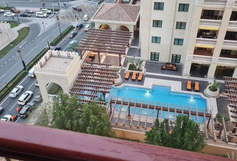 GREAT VIEWS | SEMI-FURNISHED 1BR IN THE PEARL