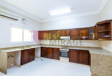 STUNNING VILLA | SPACIOUS 5-BHK WITH PRIVATE POOL