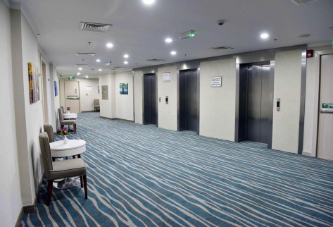 Luxury studio@ corniche+ free housekeeping